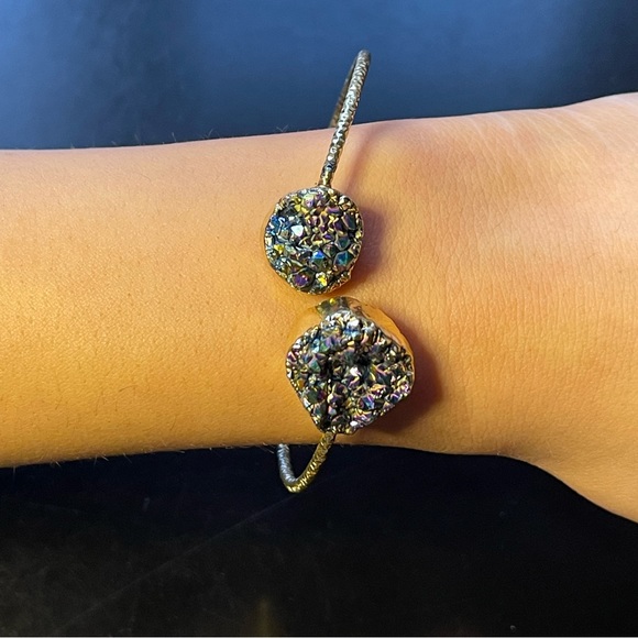 GOLD BRACELET - Picture 2 of 2